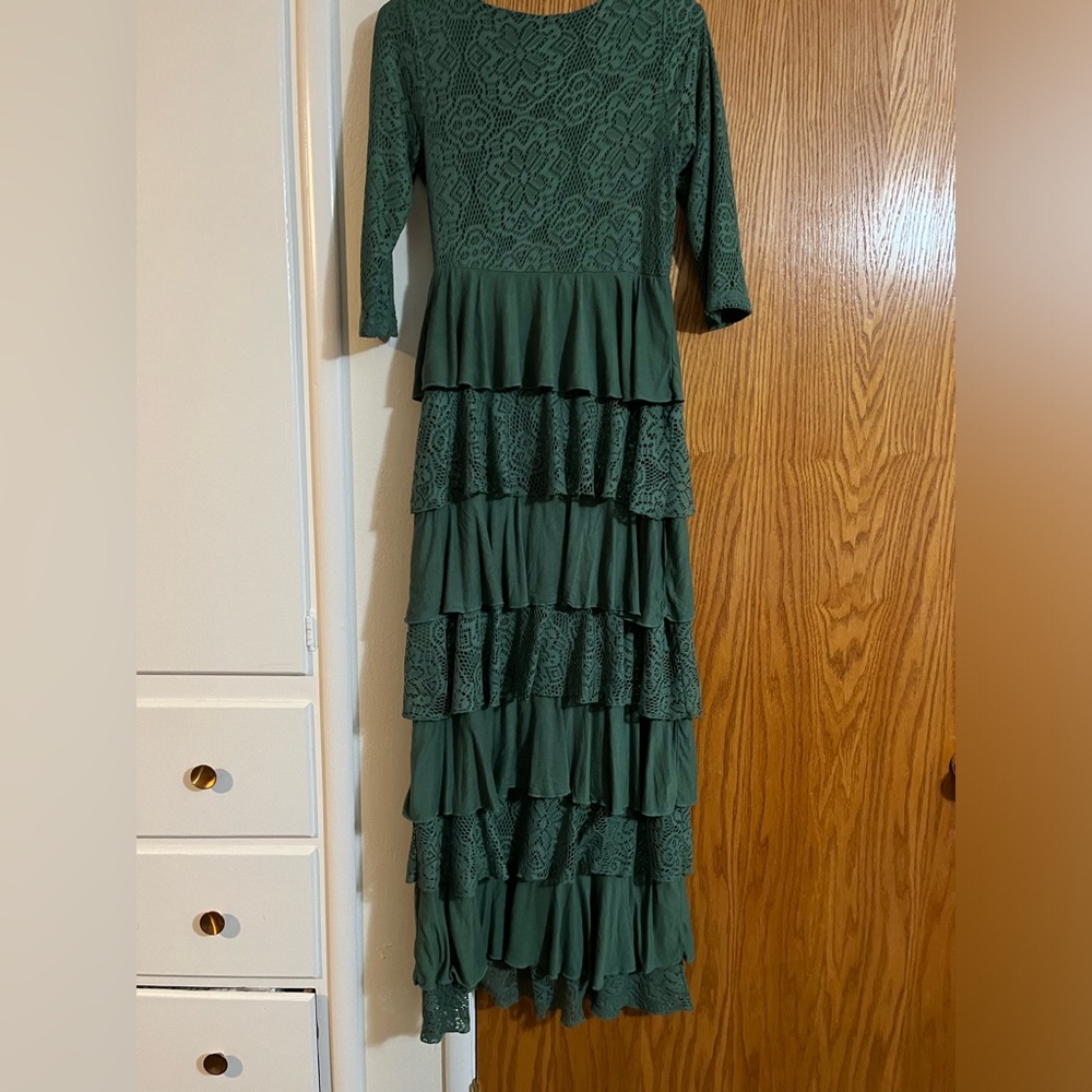 Dainty Jewell’s Dress